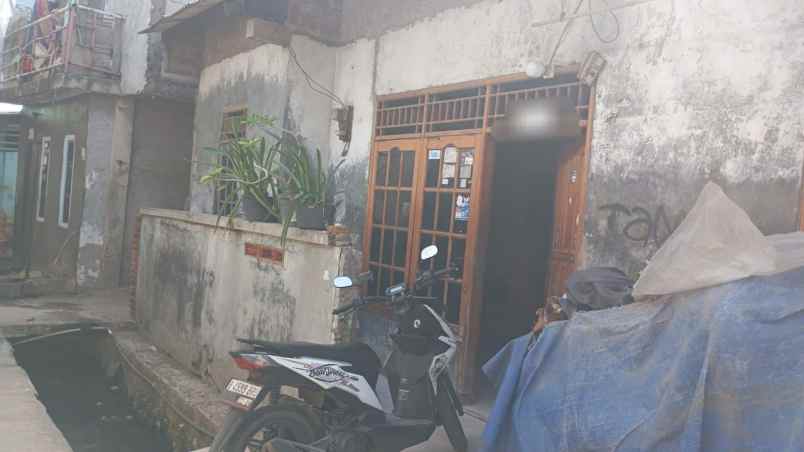 dijual rumah kebon mede kamal kalideres