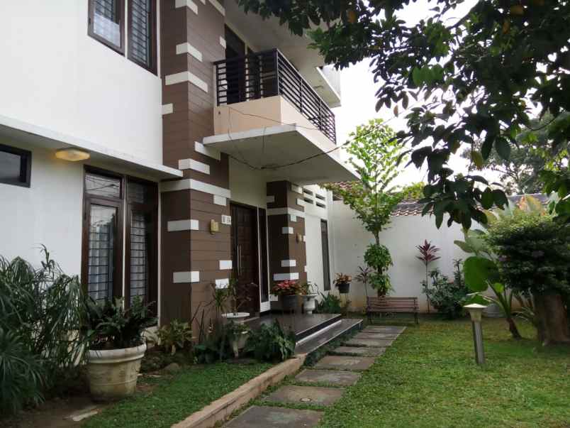 dijual rumah kebun raya residence