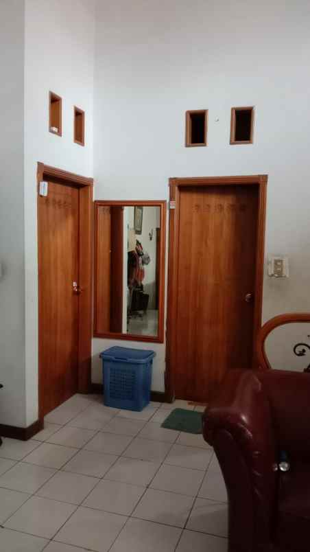 dijual rumah kec buah batu