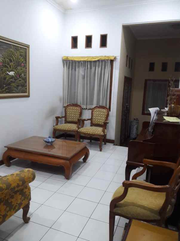 dijual rumah kec buah batu