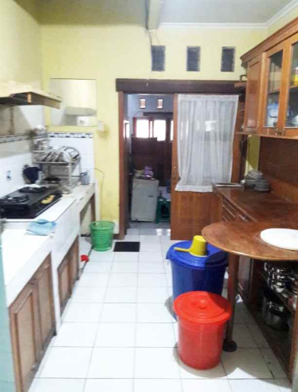 dijual rumah kec buah batu