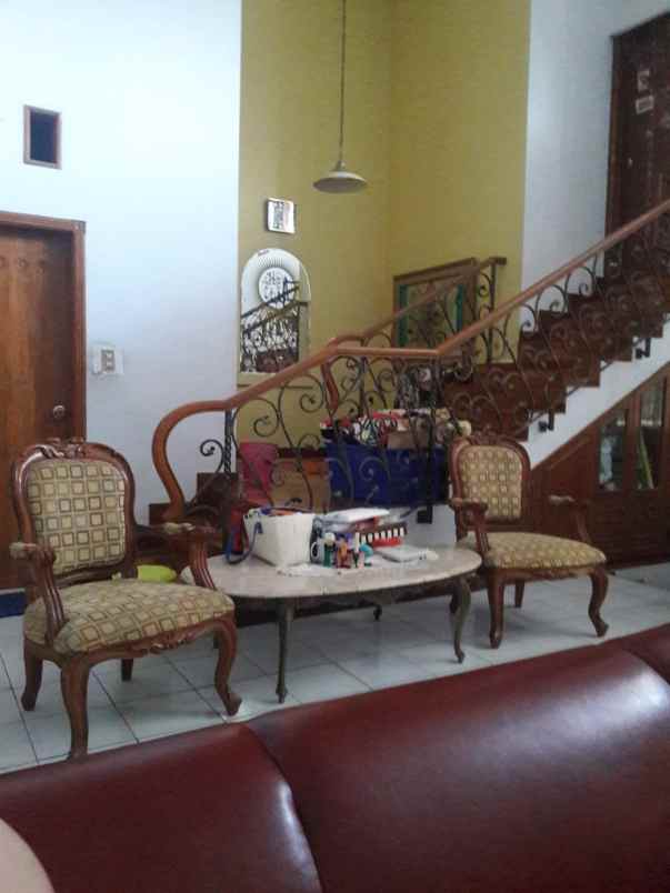 dijual rumah kec buah batu