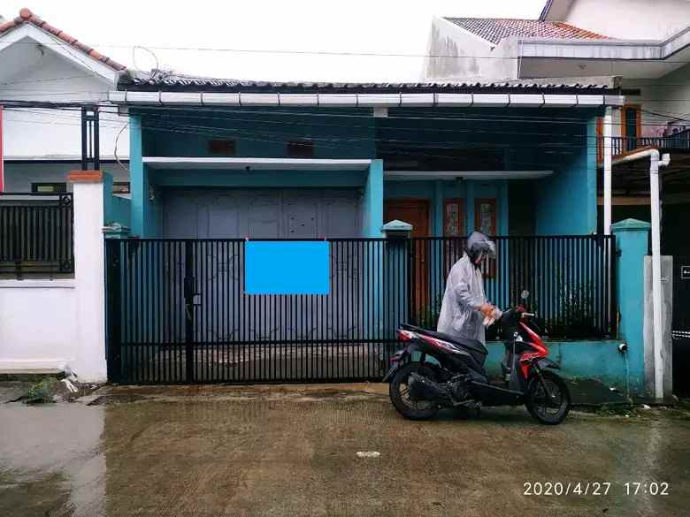 dijual rumah kec karangpawitan