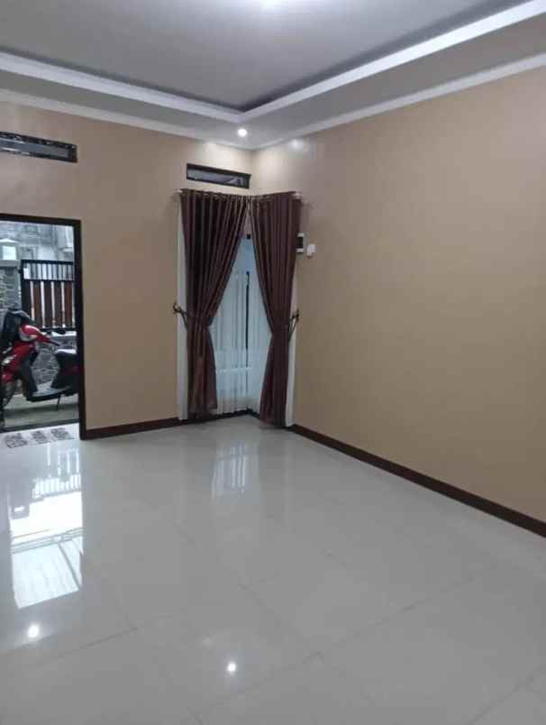 dijual rumah kec karangpawitan garut