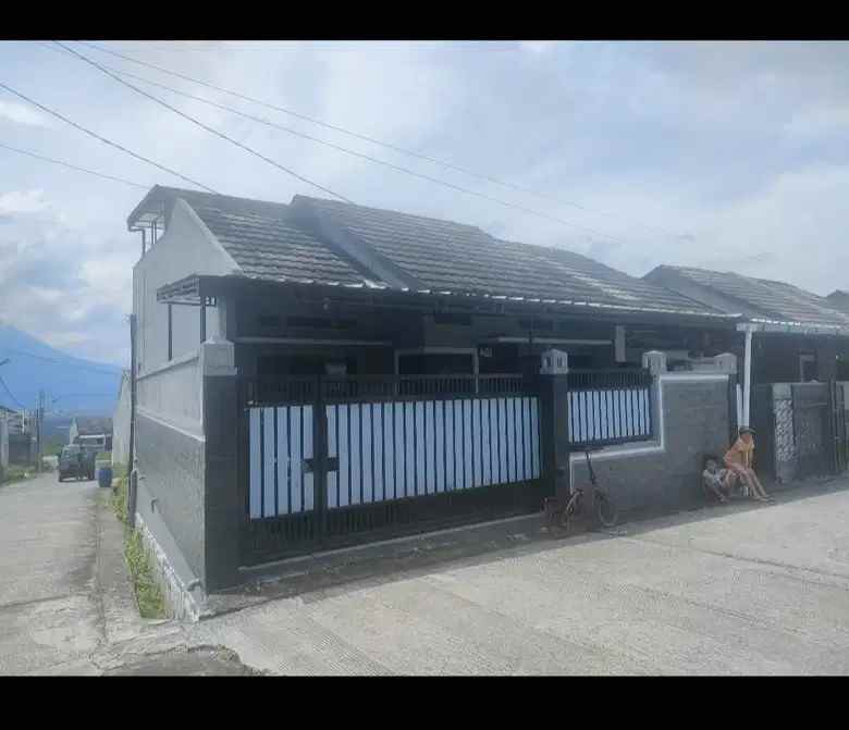 dijual rumah kec karangpawitan garut