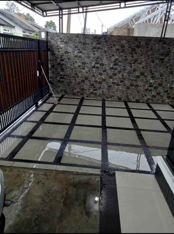 dijual rumah kec karangpawitan garut