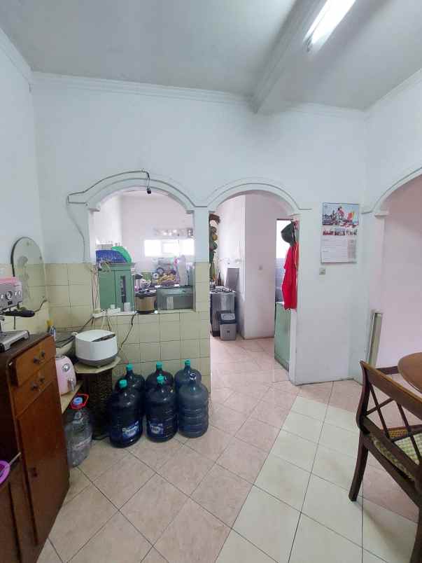 dijual rumah kelapa dua kebun jeruk