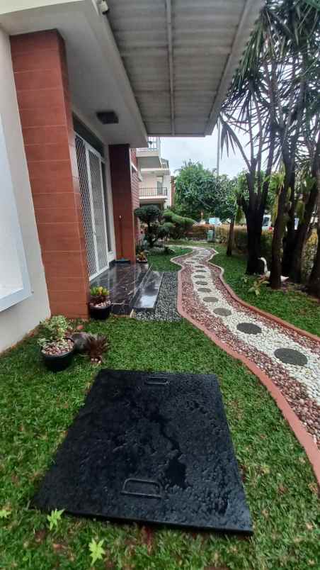 dijual rumah kelapa gading