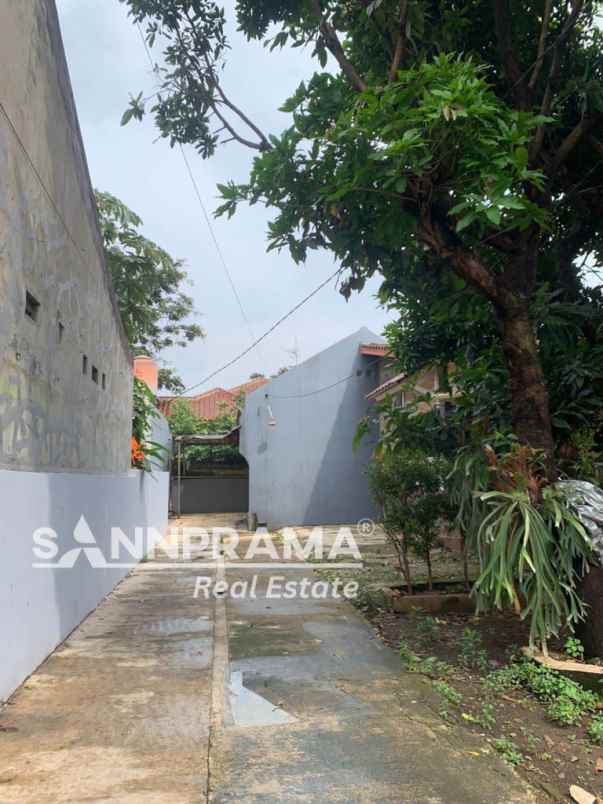 dijual rumah kemiri muka