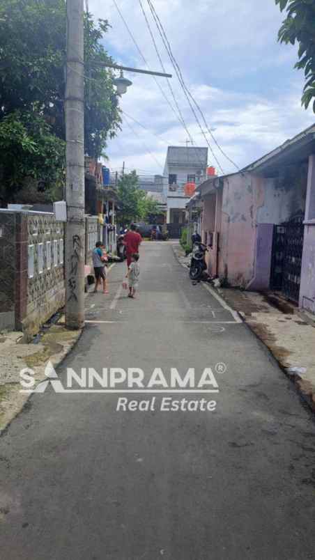 dijual rumah kemiri muka