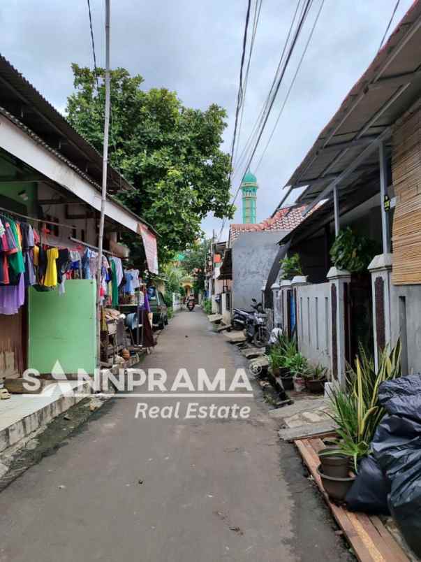 dijual rumah kemiri muka