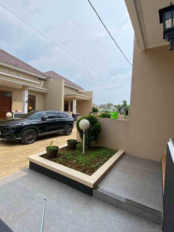 dijual rumah keradenan sukahati bogor