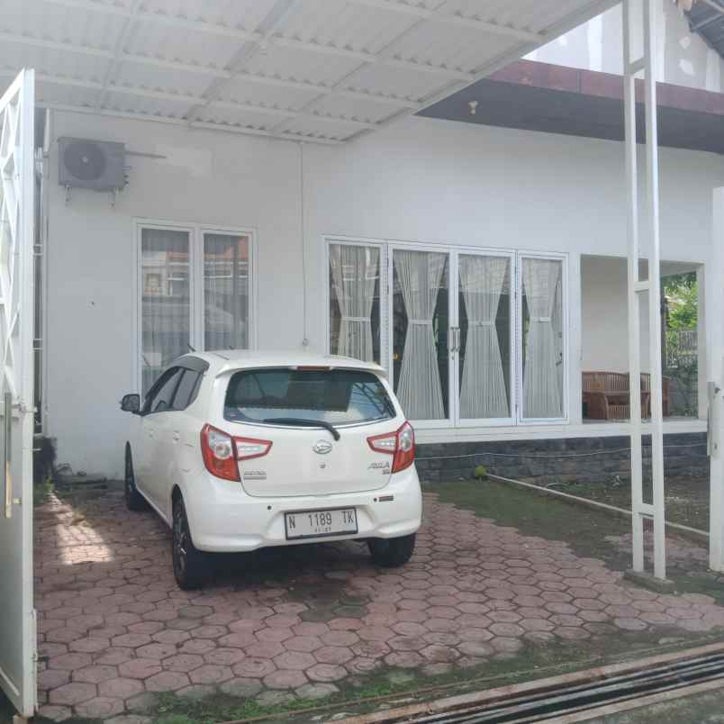 dijual rumah ketintang baru