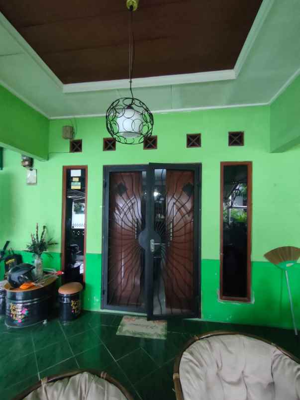 dijual rumah komplek dirgantara permai