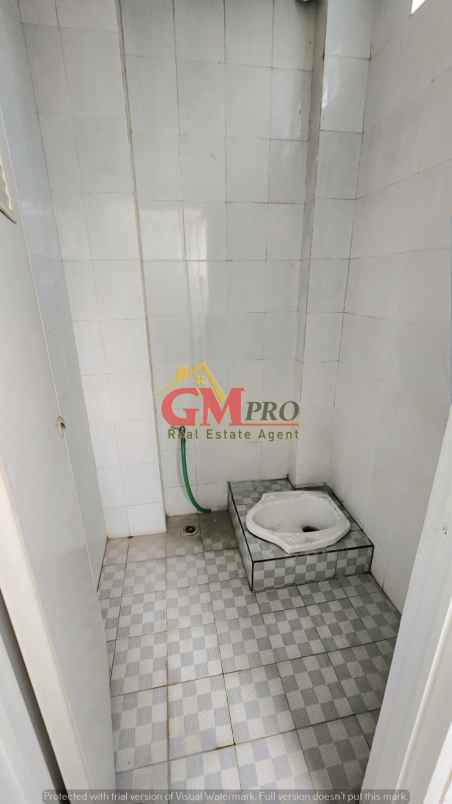 dijual rumah komplek muara