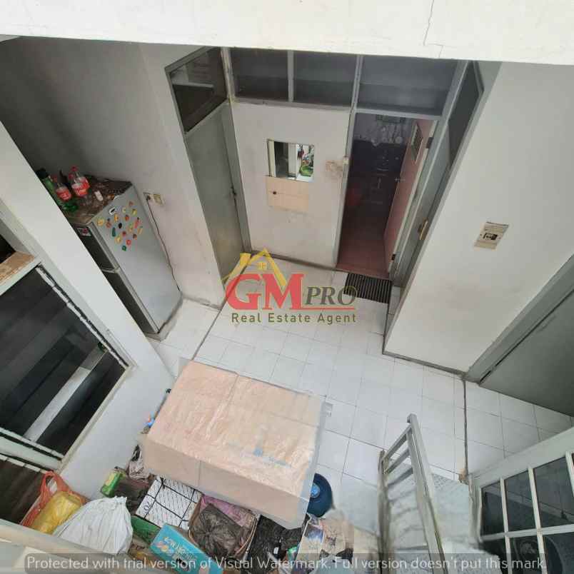 dijual rumah komplek muara