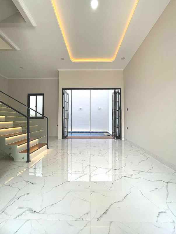 dijual rumah komplek one gate di joglo