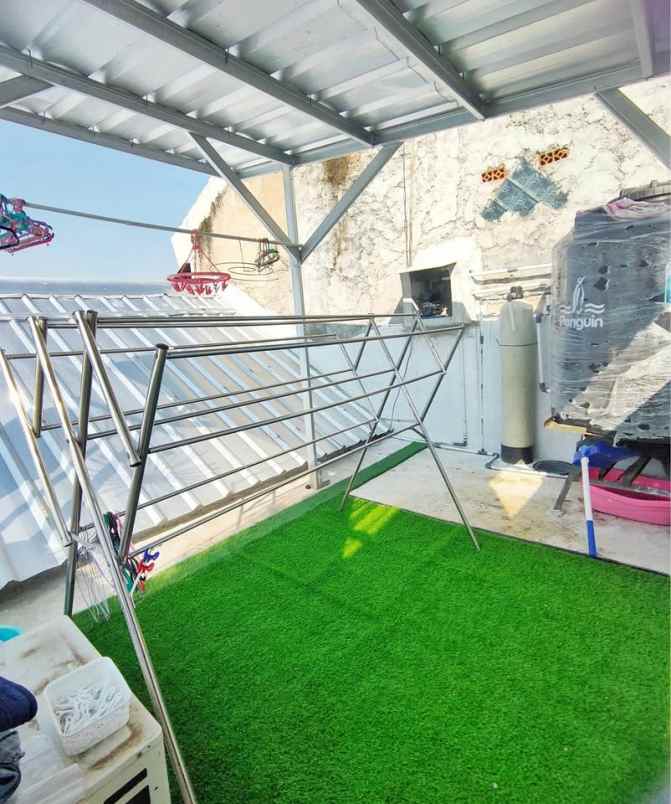 dijual rumah komplek permata kopo