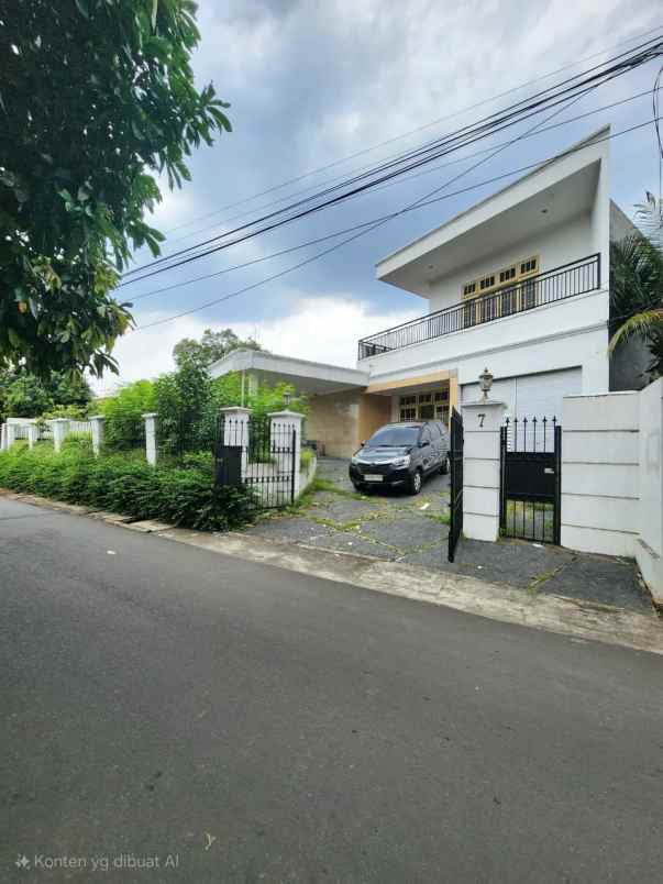 dijual rumah komplek pesanggrahan