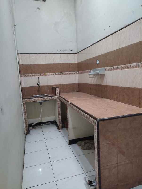 dijual rumah komplek pondok bambu duren