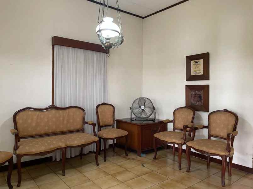 dijual rumah komplek srategis di bintaro sektor 1