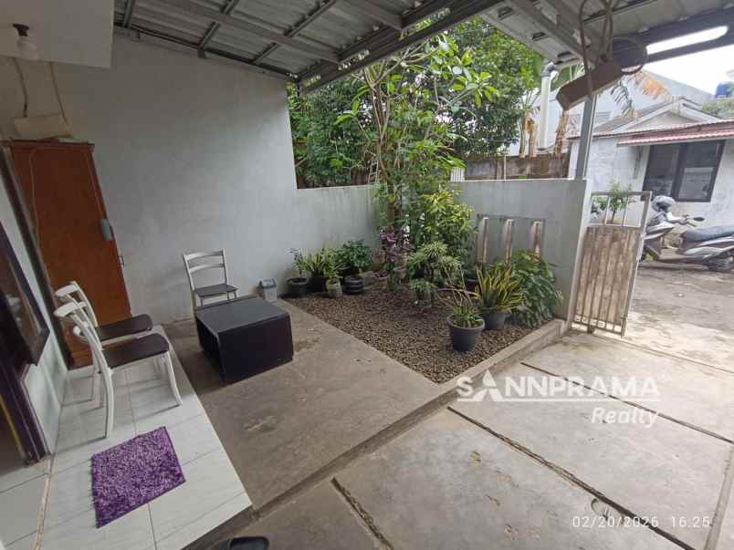 dijual rumah komplek taman anyelir 3