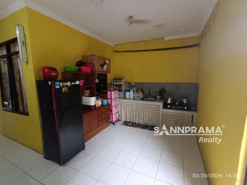 dijual rumah komplek taman anyelir 3