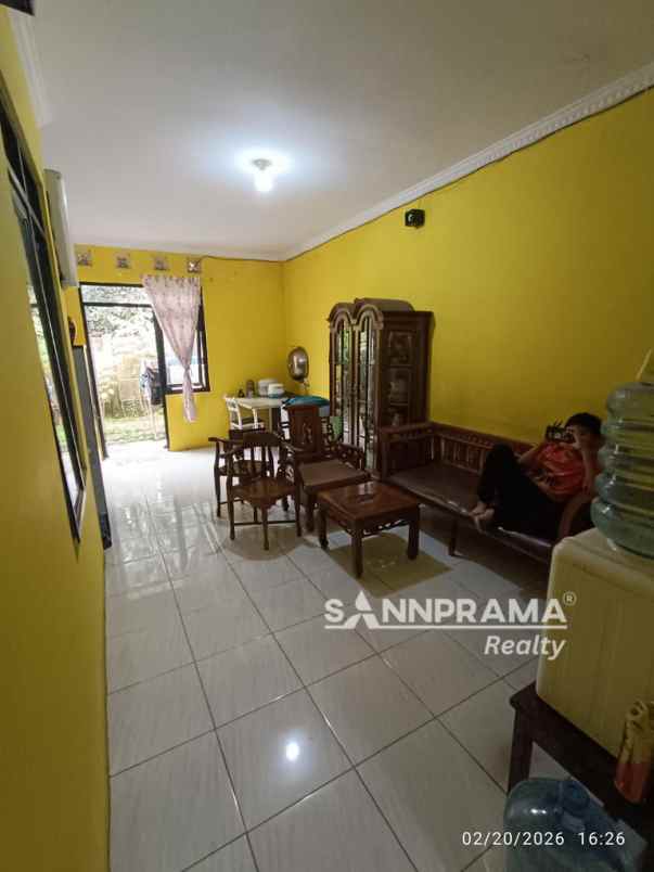 dijual rumah komplek taman anyelir 3
