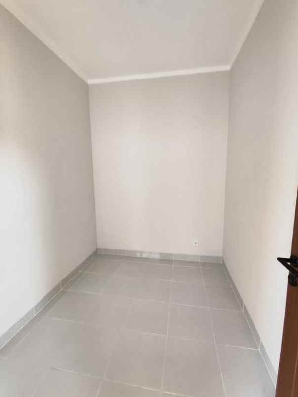 dijual rumah kondangan karawang timur