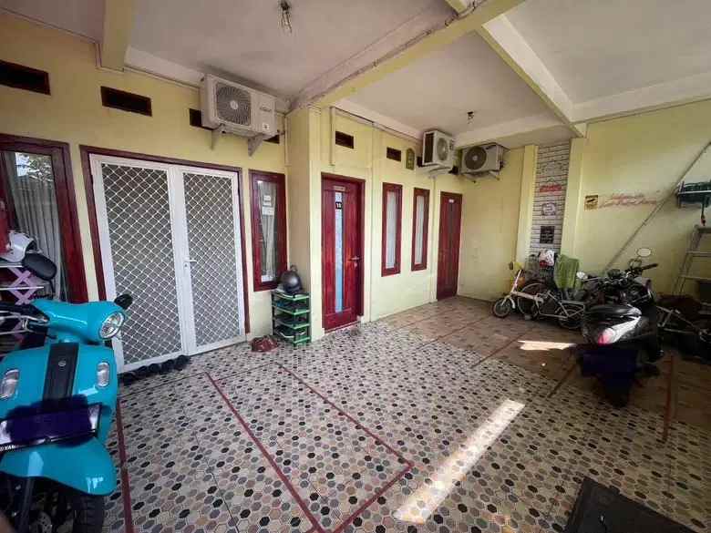 dijual rumah kost deltasari indah surabaya