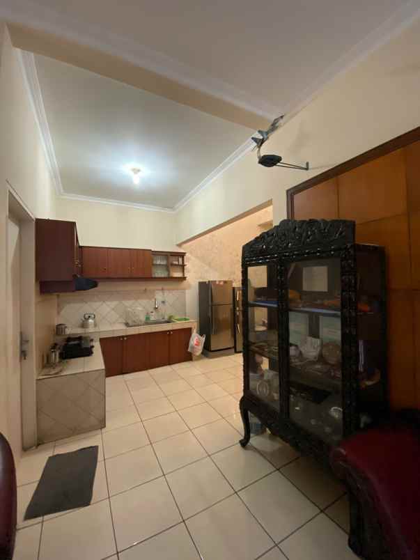 dijual rumah kota baru parahyangan kbp