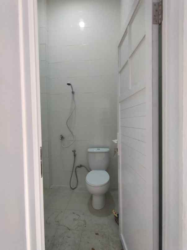 dijual rumah kp pulo asem