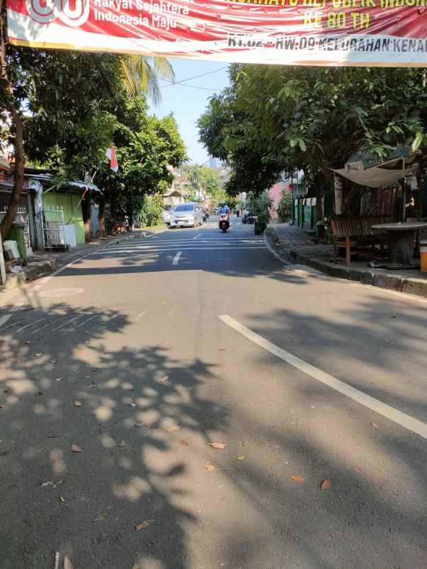 dijual rumah kramat kwitang dan senen