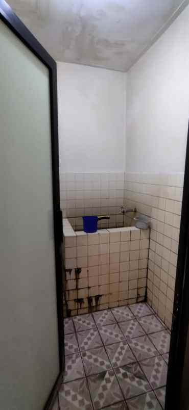 dijual rumah kramat kwitang dan senen