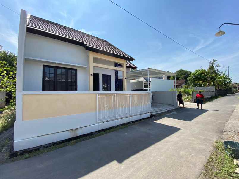 dijual rumah krapyak barepan nglawisan