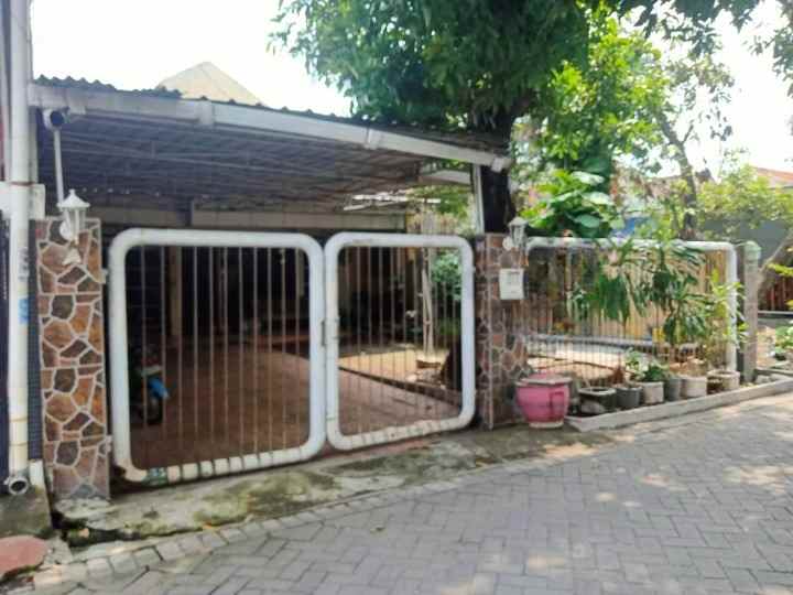 dijual rumah kutisari selatan