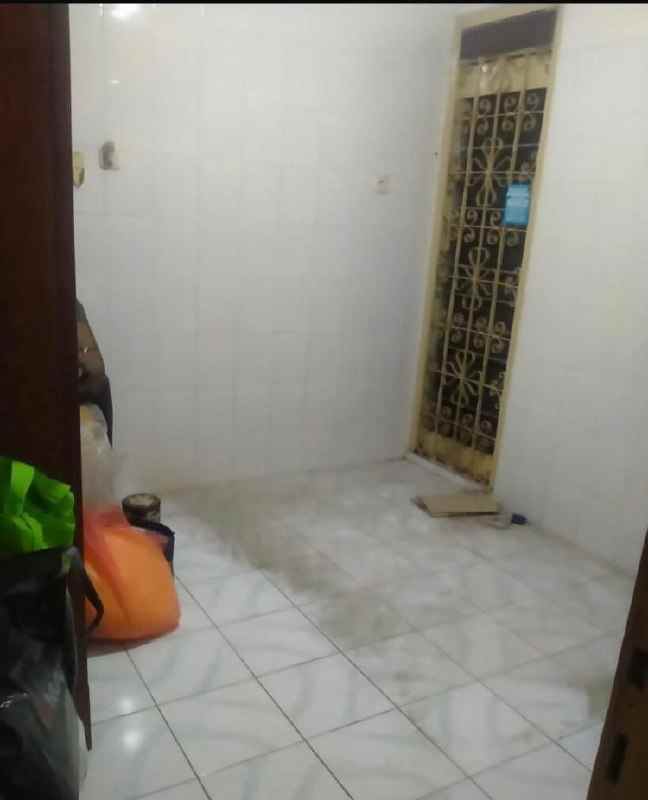 dijual rumah lebak arum