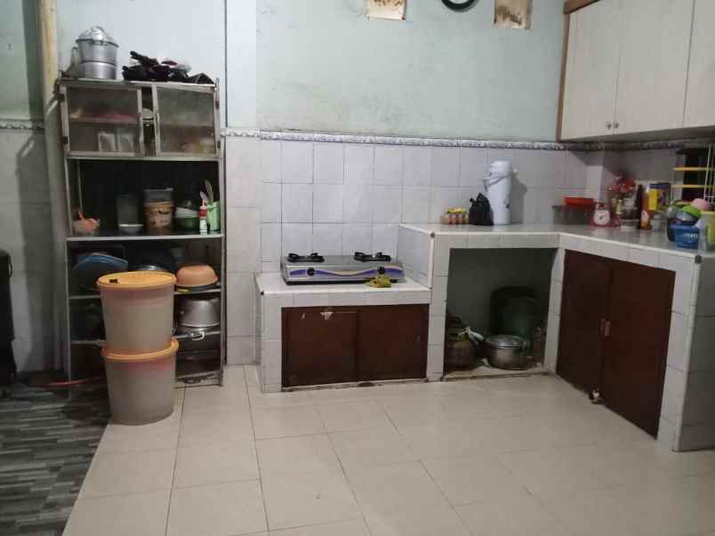 dijual rumah lebak bulus