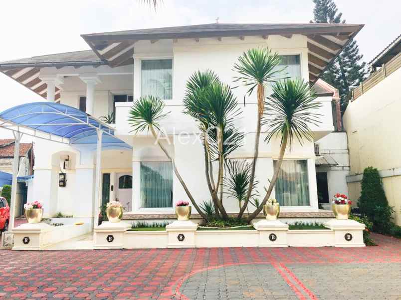 dijual rumah lebak bulus jakarta selatan