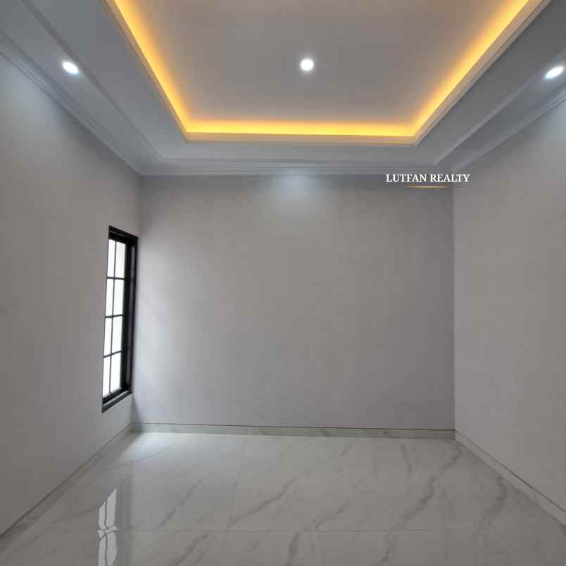 dijual rumah lenteng agung