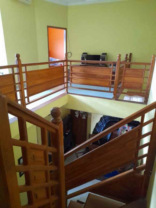 dijual rumah lokasi di sukun kota malang