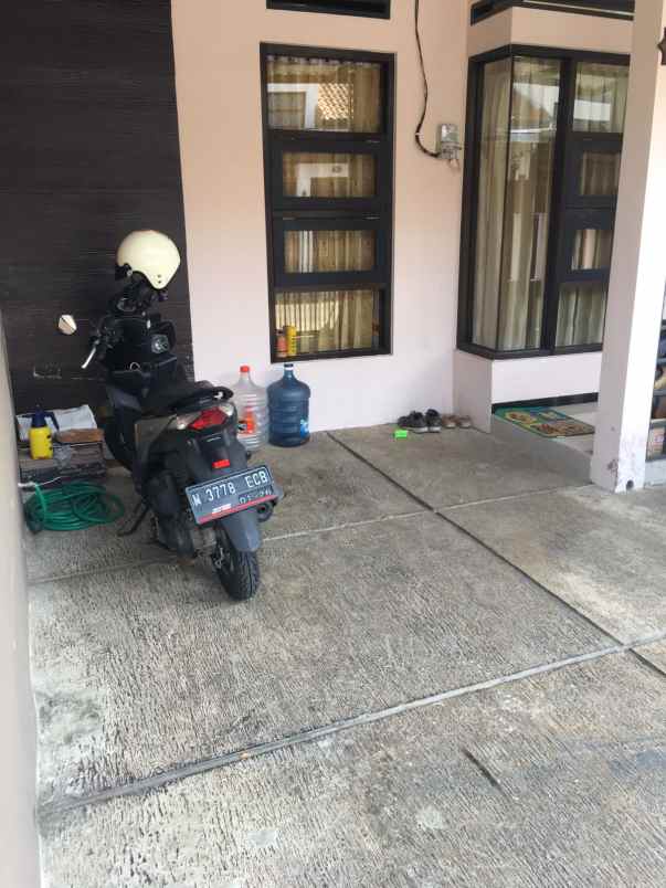 dijual rumah lokasi perumahan ampeldento malang