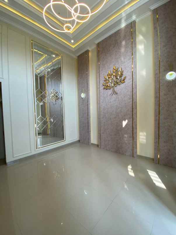 dijual rumah lokasi sengkaling malang