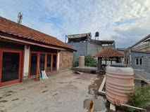 dijual rumah luas dan strategis tengah kota bandung