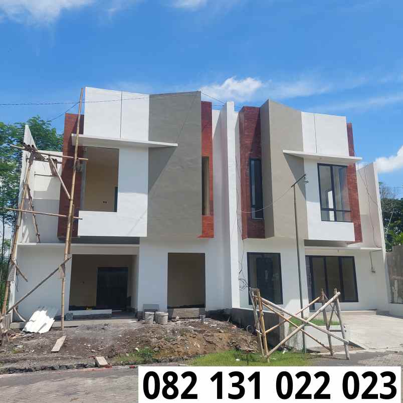 dijual rumah lumajang