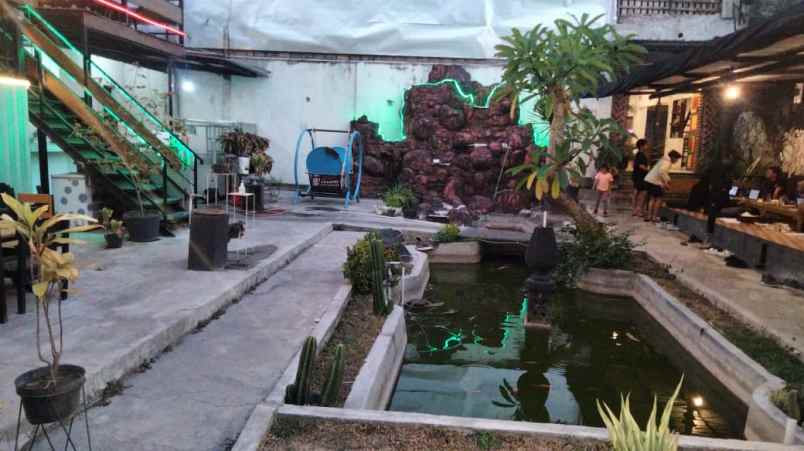 dijual rumah makan jebres surakarta jawa tengah