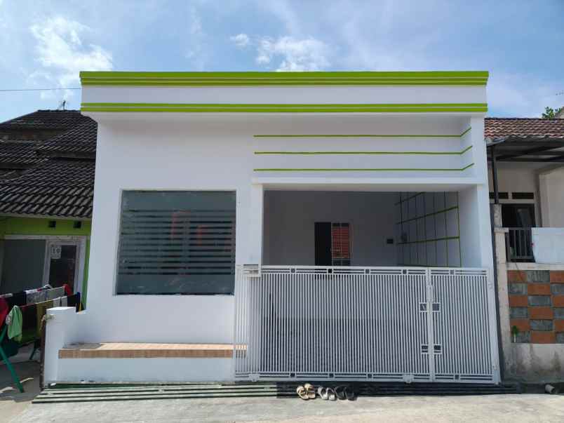 dijual rumah manglayang regency