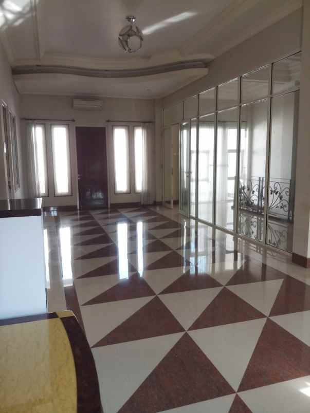 dijual rumah manyar rejo surabaya