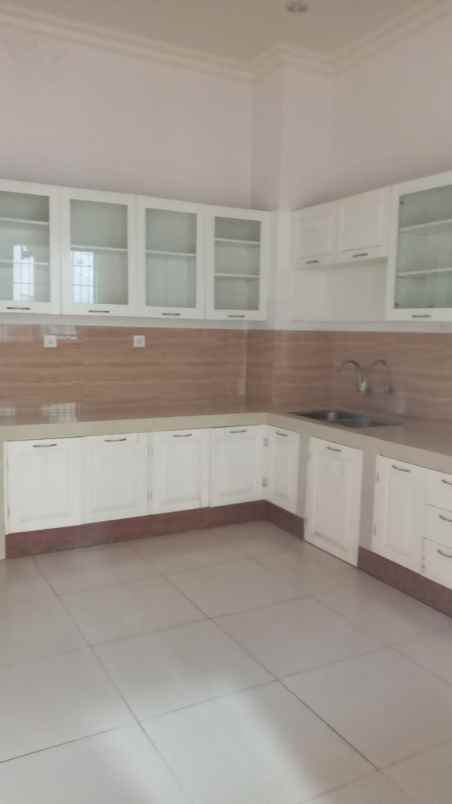 dijual rumah manyar rejo surabaya