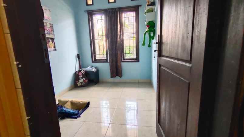 dijual rumah margahayu raya